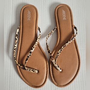 Ardene Women's Tan & Brown Sandals Size 9